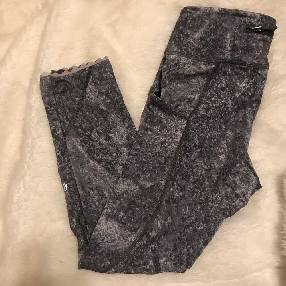 Tight stuff tight lululemon pant